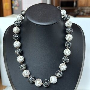 Vintage Trifari Beaded Necklace Choker Marble
